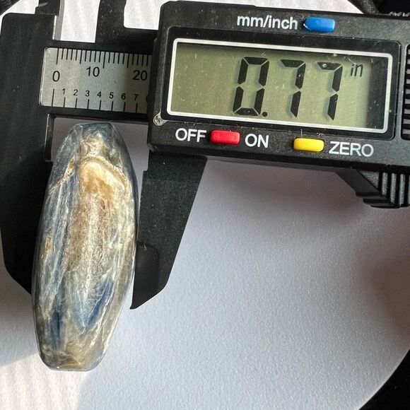 Blue Kyanite Crystal Meditation Palmstone‎ (#7) - Picture 7 of 10